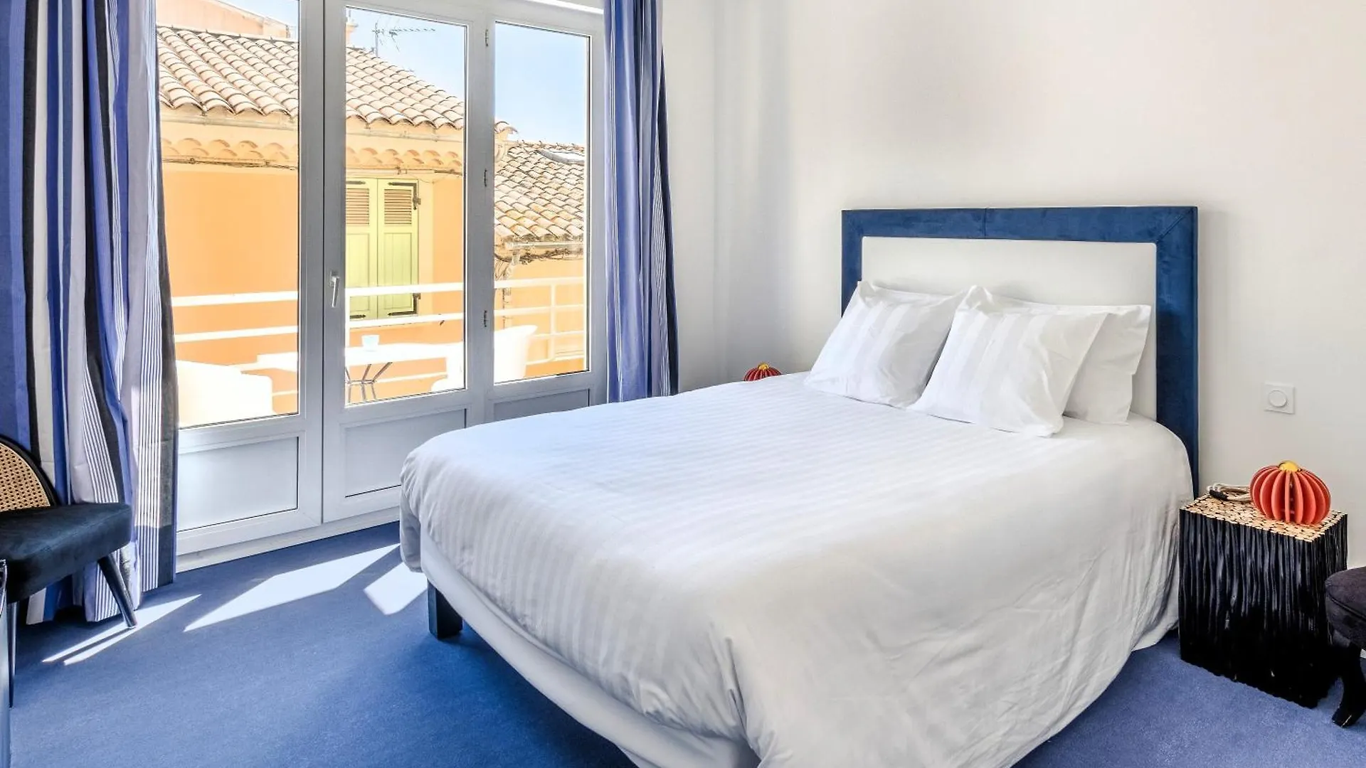 Hotel Espadon Bleu Le Lavandou 3*,  France