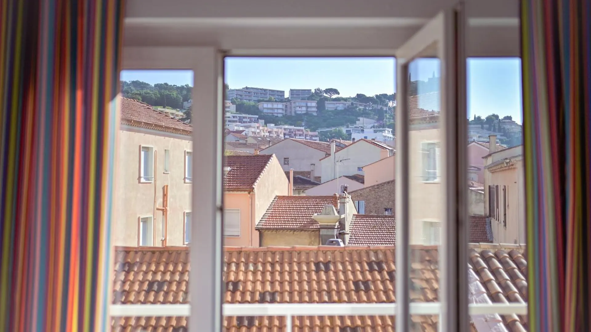 Hotel Espadon Bleu Le Lavandou 3*,  France
