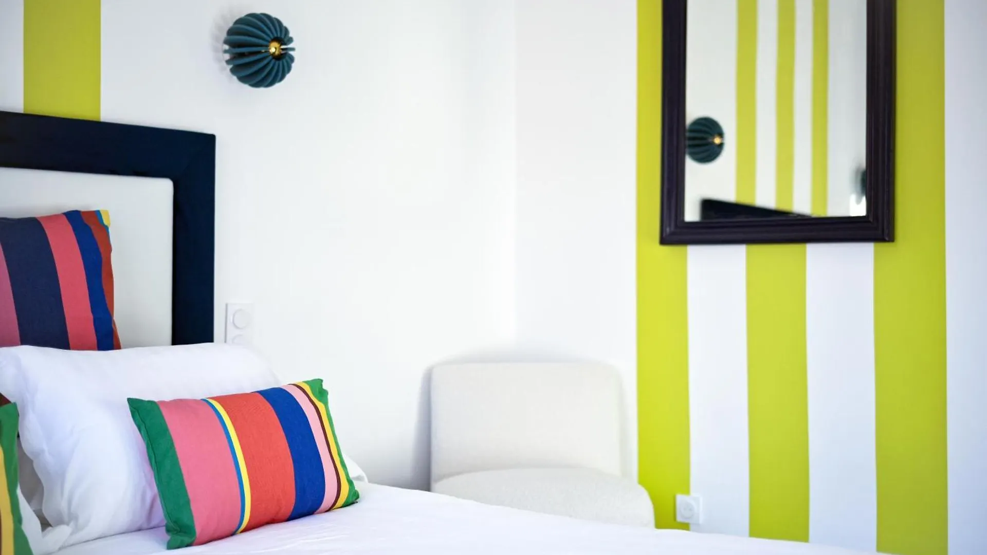 Hotel Espadon Bleu Le Lavandou 3*,