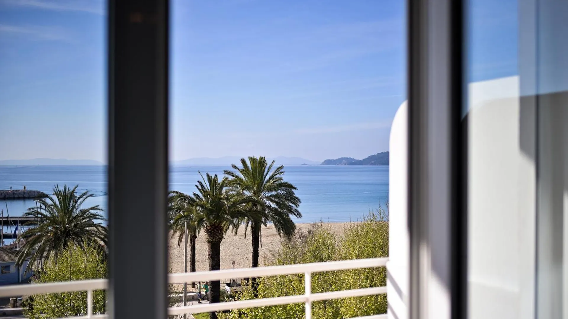 Hotel Espadon Bleu Le Lavandou 3*,