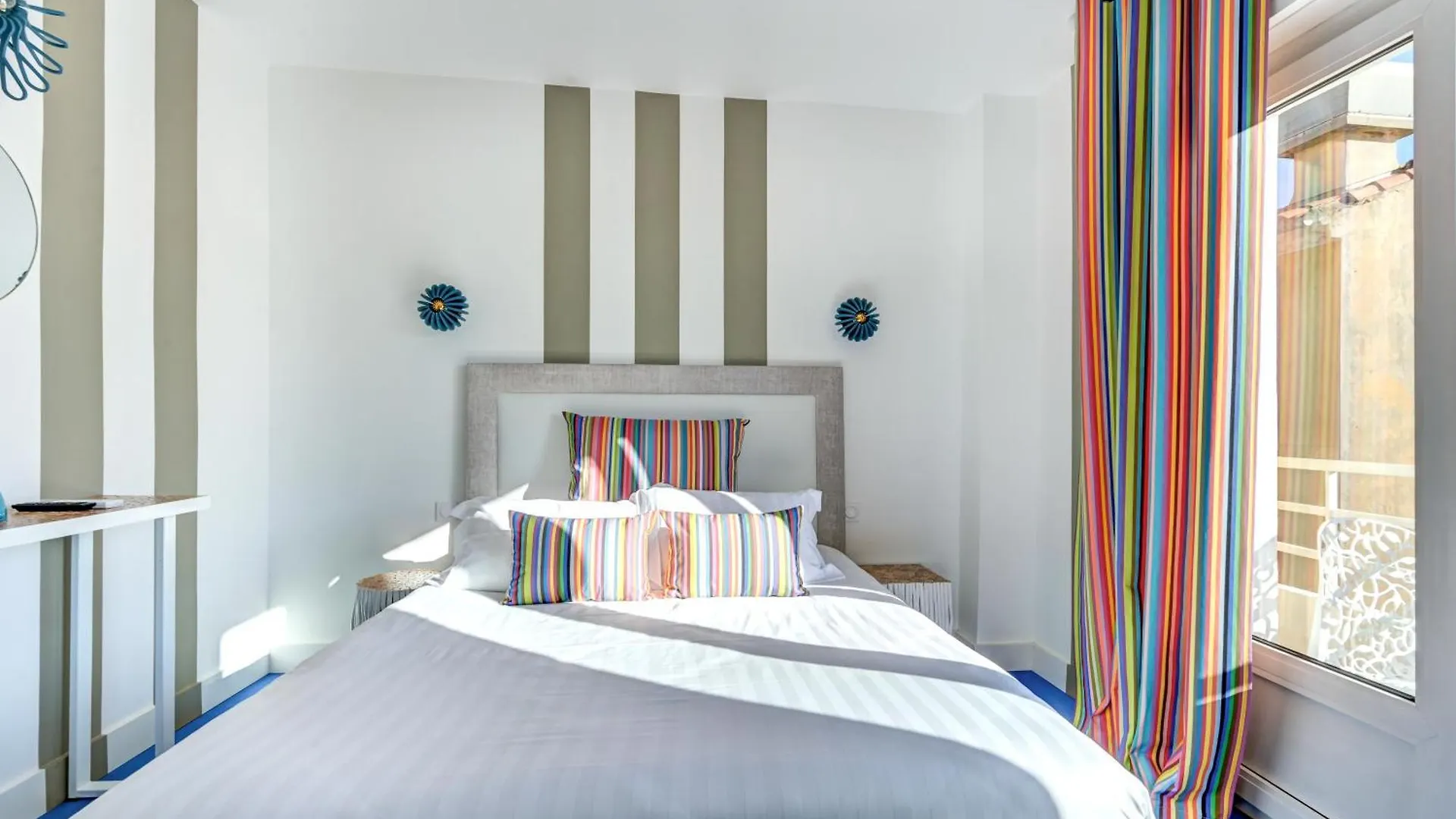 Hotel Espadon Bleu Le Lavandou 3*,